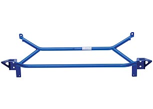Cusco lower front member power brace sits behind front bumper support.